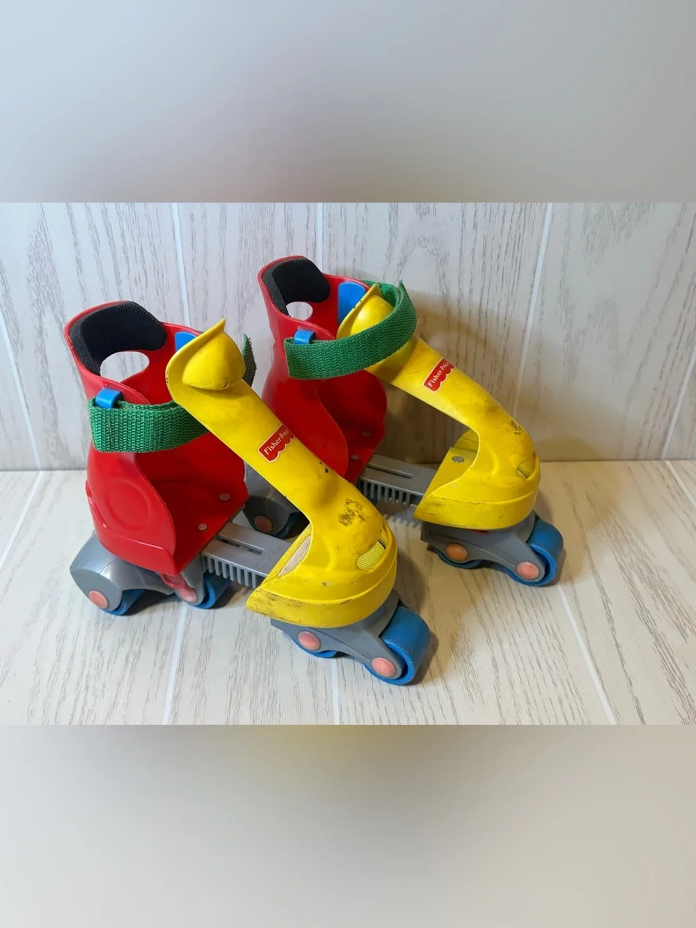 Vintage 1984 Fisher Price 1-2-3 Grow With Me Roller Skates Blades Adjustable